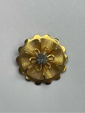 Vintage AB Rhinestone Flower Scarf Clip Gold Tone Floral Statement Accessory